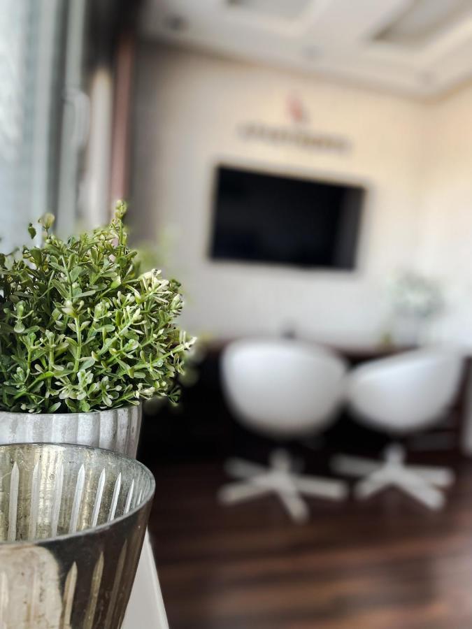 Apartment Lupacova 프라하 외부 사진